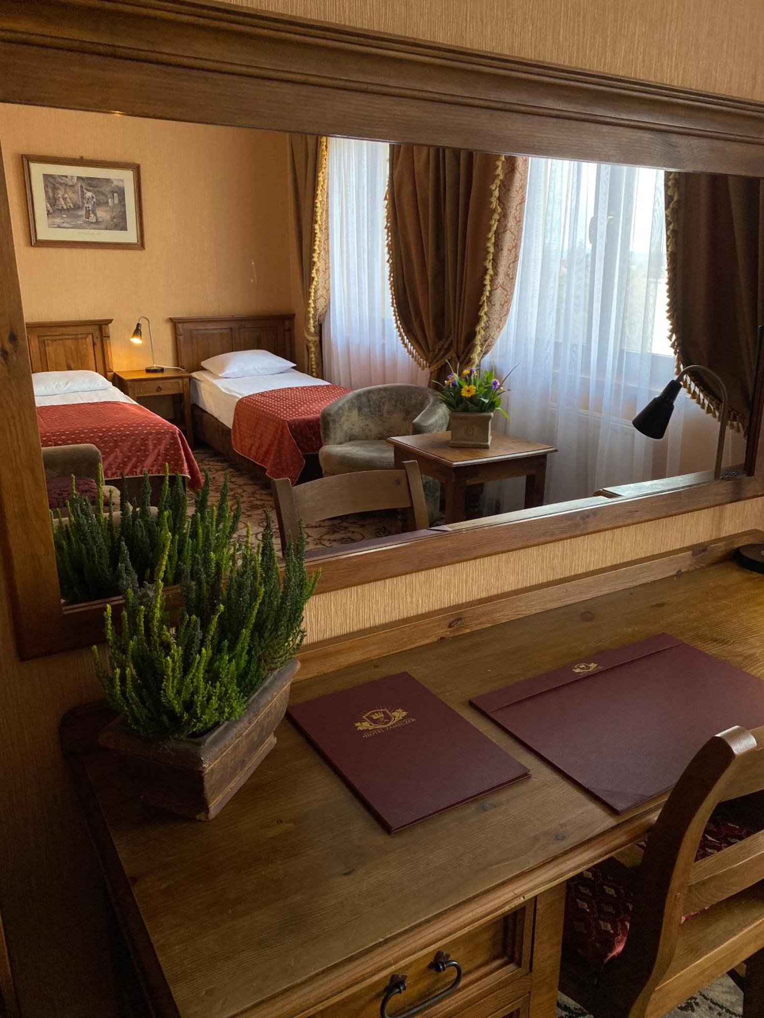 Hotel Zameczek Książ Wielki Extérieur photo
