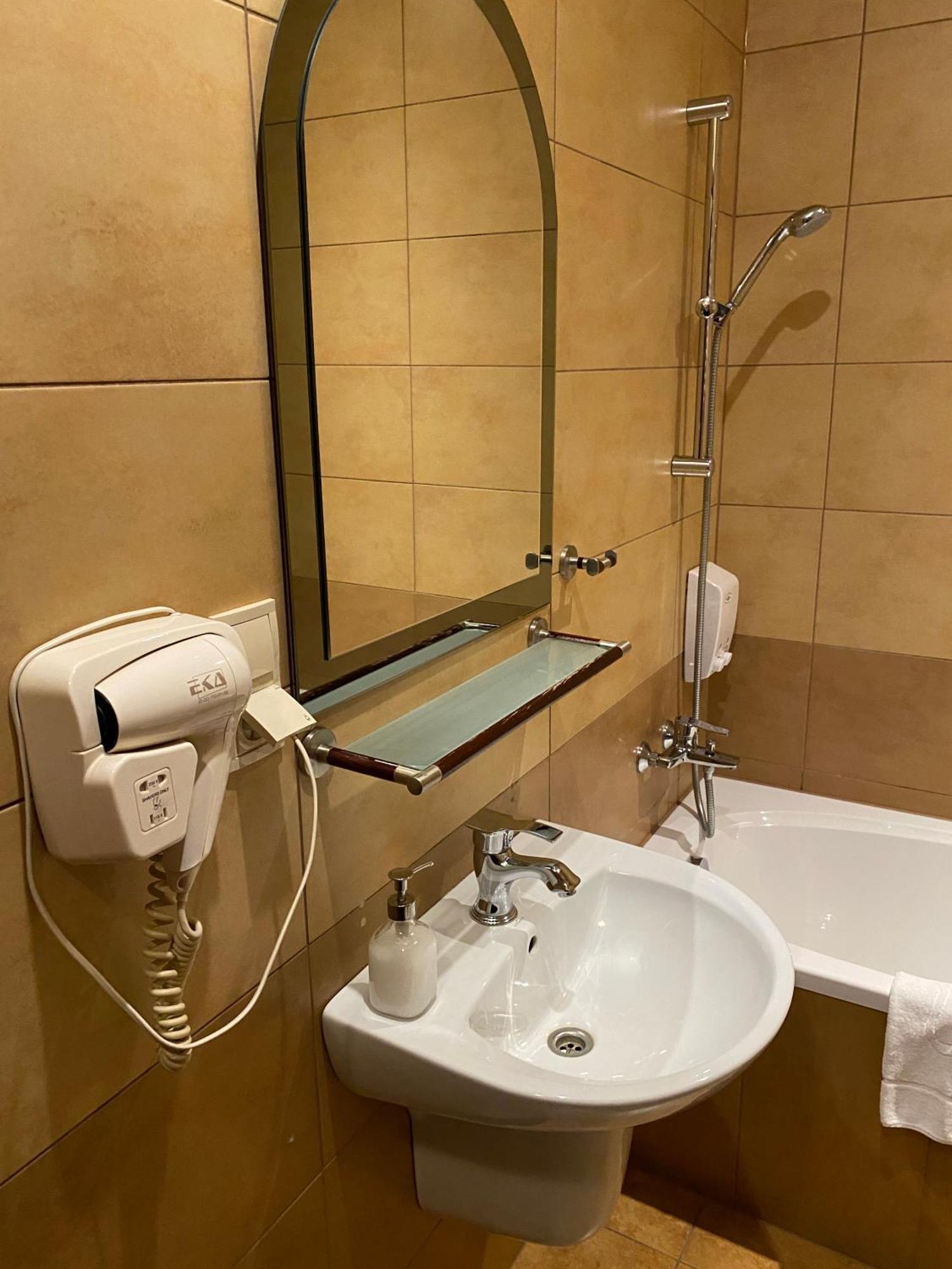 Hotel Zameczek Książ Wielki Extérieur photo