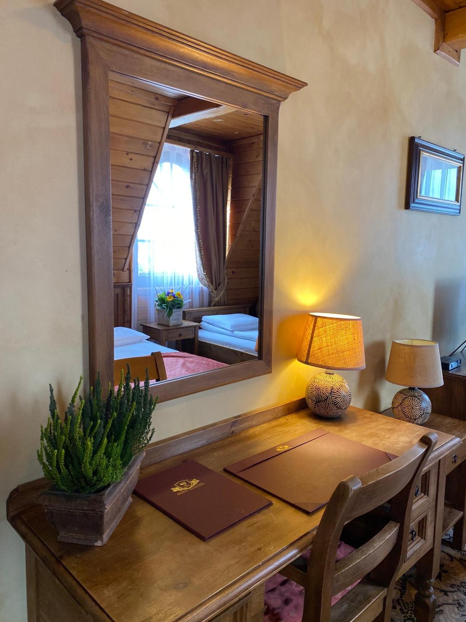 Hotel Zameczek Książ Wielki Extérieur photo