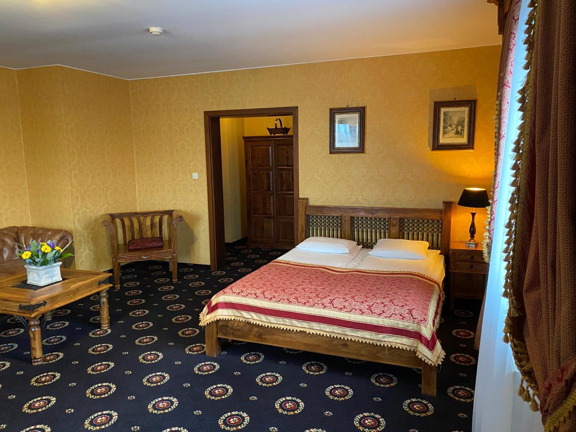 Hotel Zameczek Książ Wielki Extérieur photo